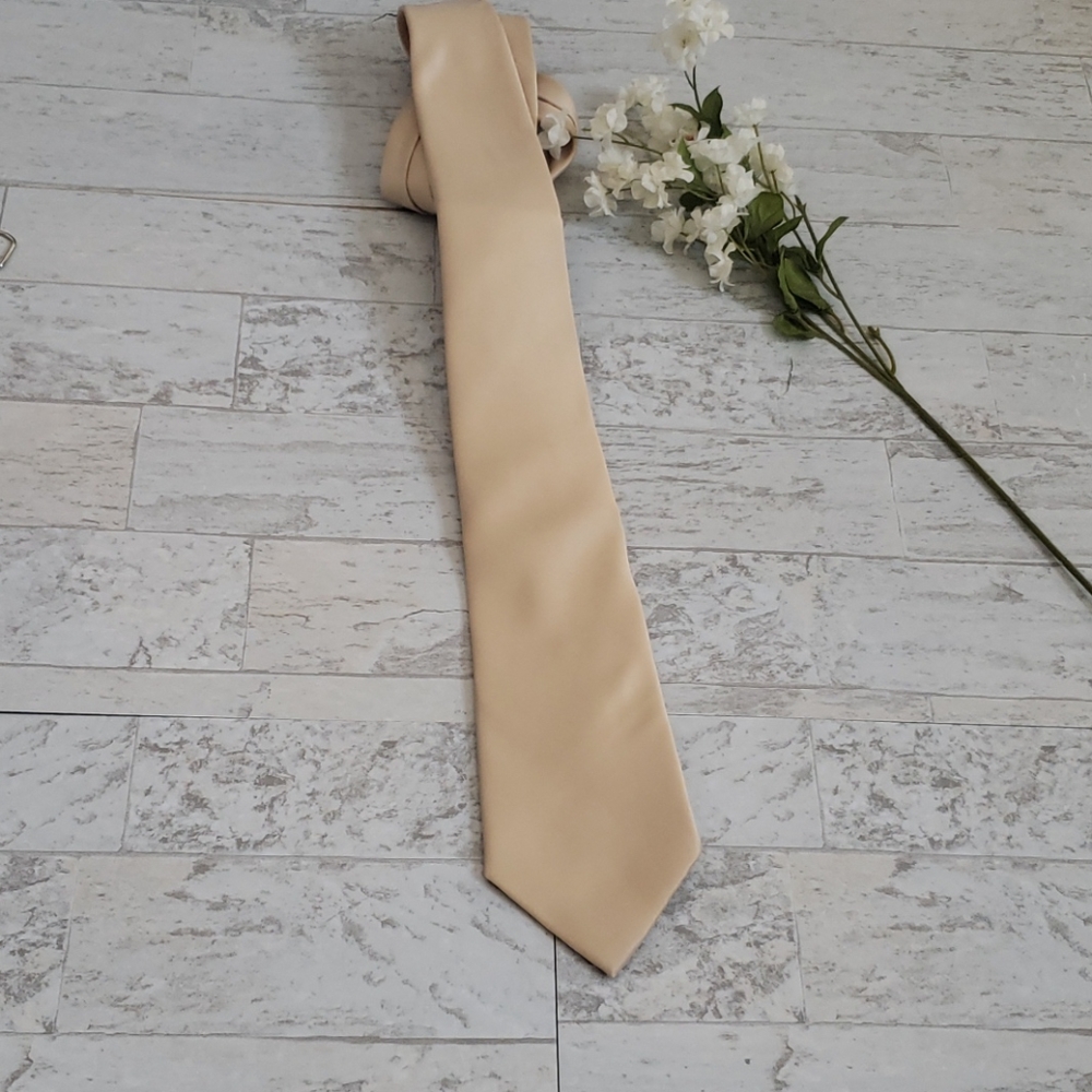 3/$15 Beige tie